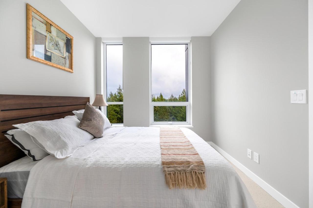 Modern Comfort At Ubc: 1Br Condo Near Campus Vancouver Ngoại thất bức ảnh